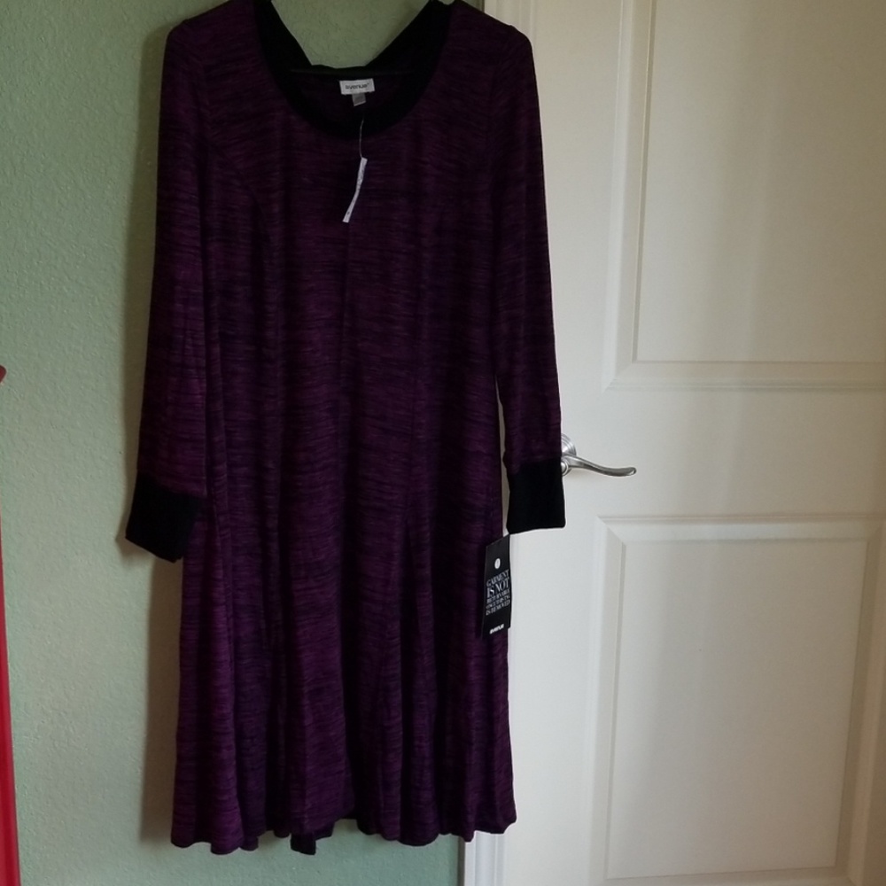 Avenue 14/16 sweater Dress